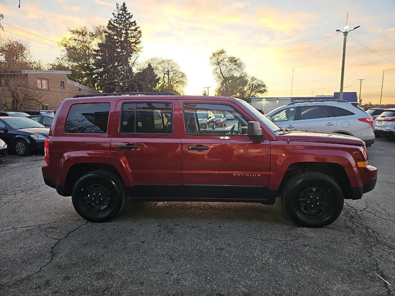 Used 2016 Jeep Patriot Sport image 7