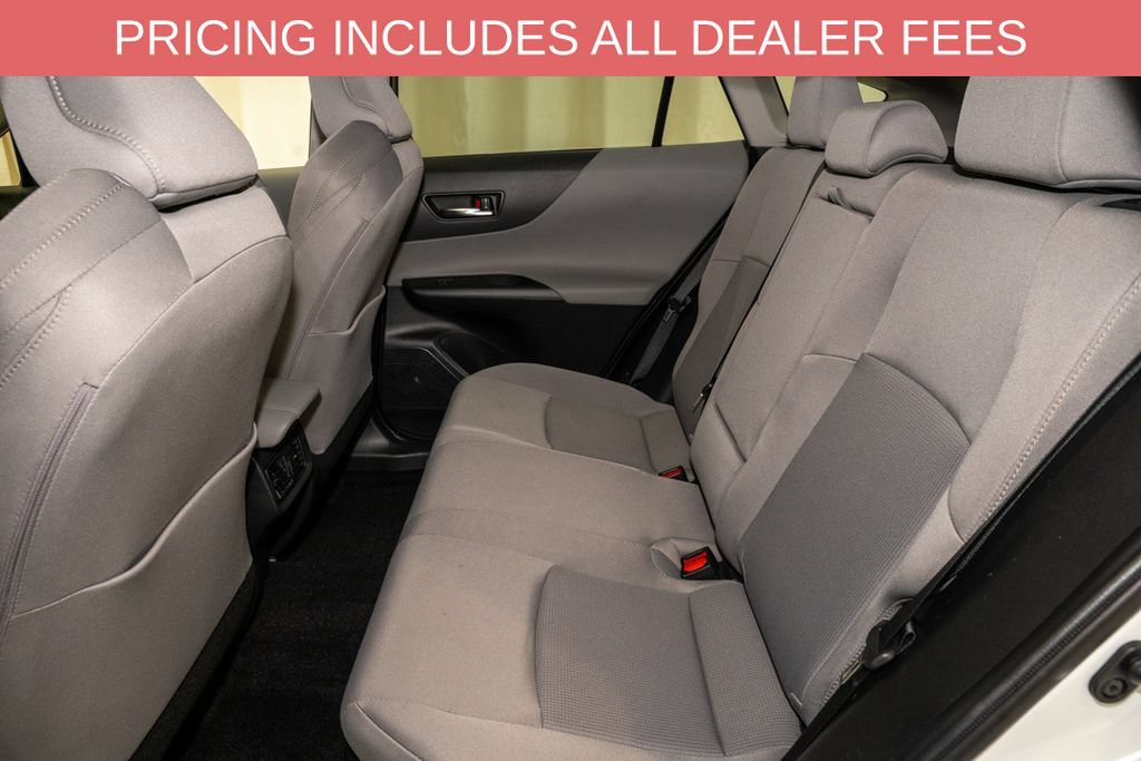 Certified 2024 Toyota Venza LE AWD/4WD image 9