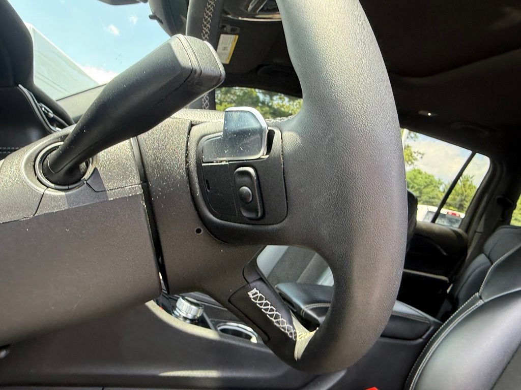 Certified 2024 Jeep Grand Cherokee L Altitude AWD/4WD image 17