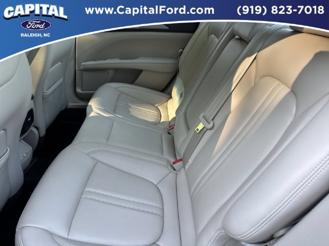 Used 2017 Lincoln MKZ Premiere FWD image 18
