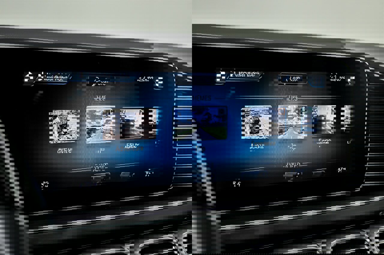 Used 2023 Mercedes-Benz Maybach GLS 600 4MATIC image 38