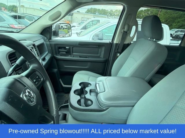 Used 2018 RAM 3500 Tradesman w/ Chrome Appearance Group AWD/4WD image 19