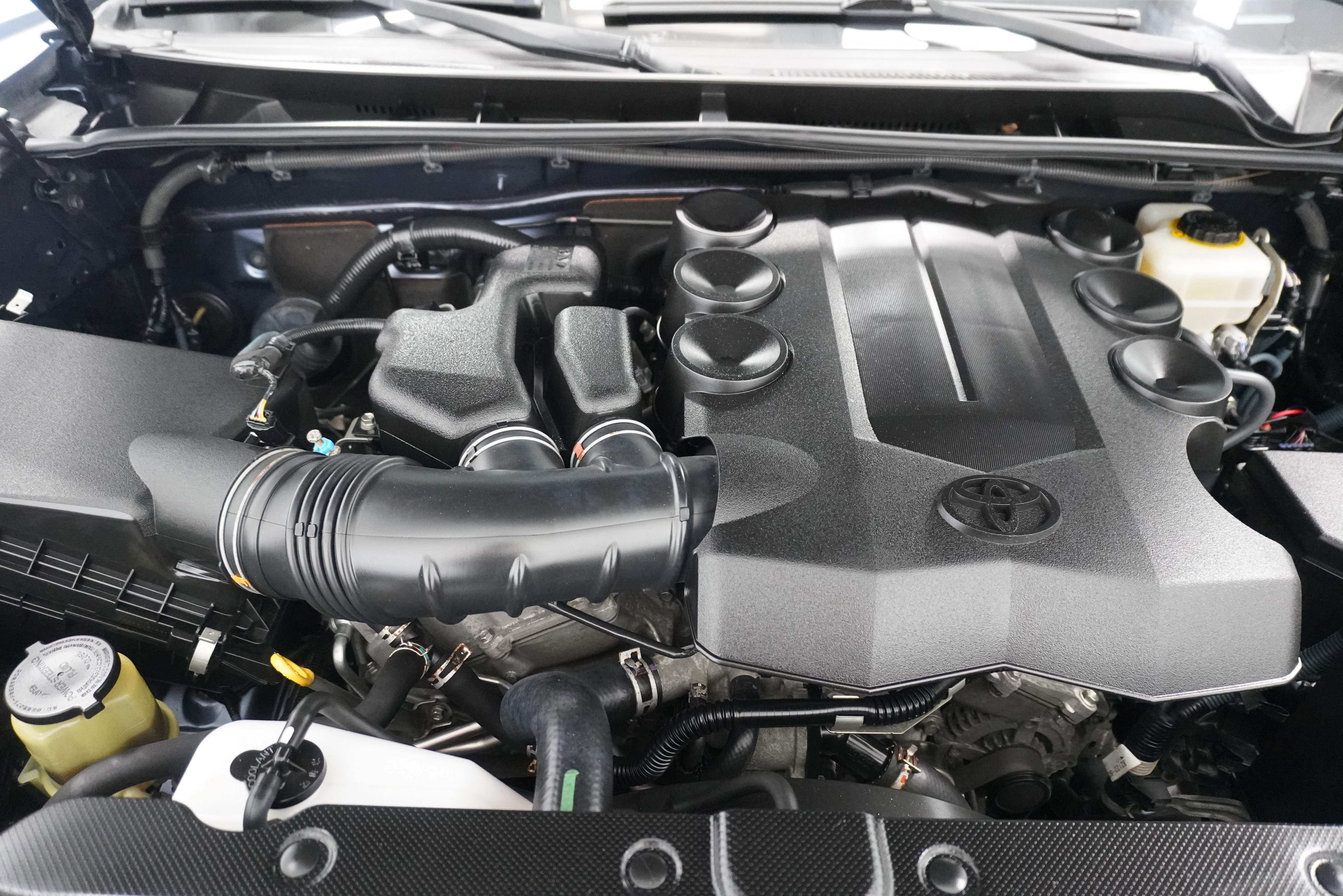 Used 2013 Toyota 4Runner Limited image 29