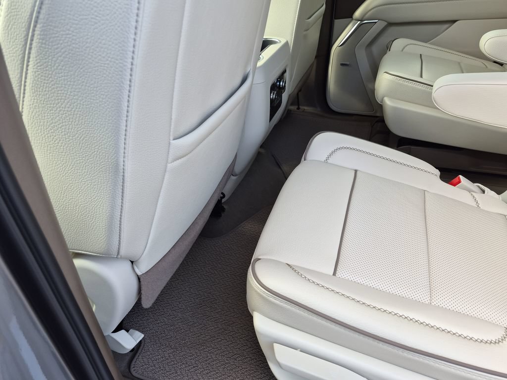 New 2026 GMC Yukon Denali AWD/4WD image 36