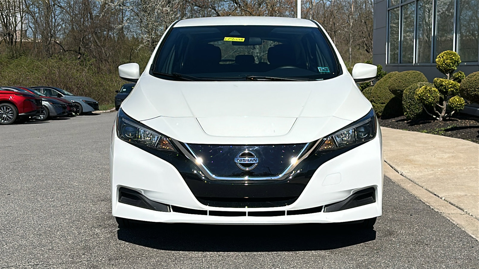 Certified 2022 Nissan Leaf S image 3