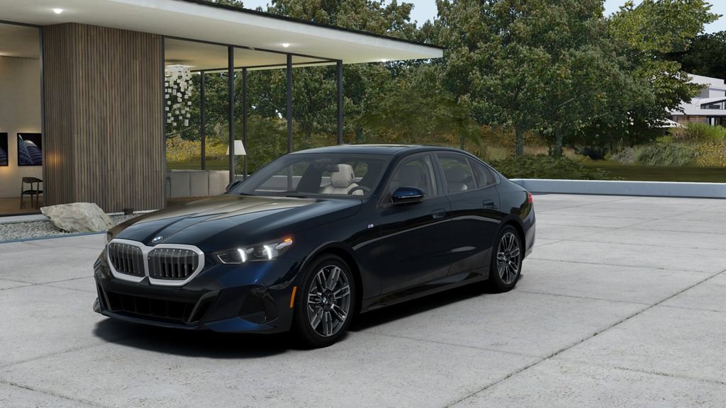 Used 2026 BMW 530i xDrive w/ M Sport Package AWD/4WD image 27