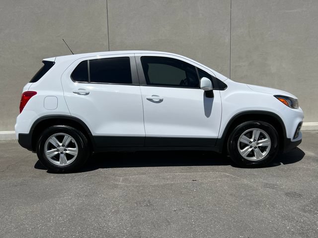 Used 2020 Chevrolet Trax LS w/ Tint and Cruise Package FWD image 5