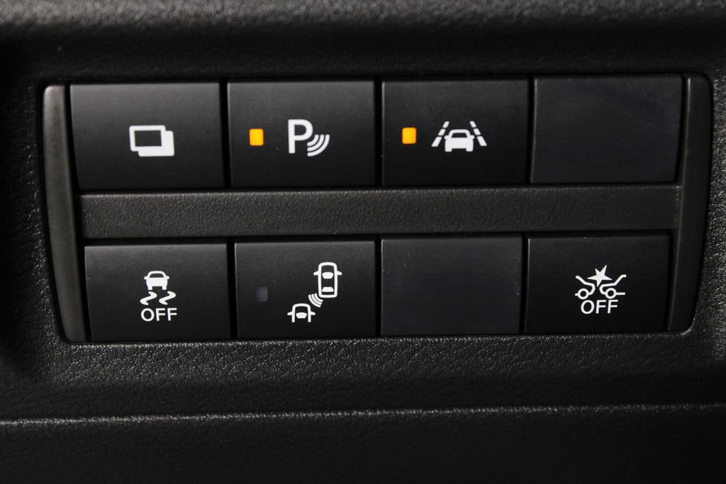 Certified 2025 Nissan Kicks Play S FWD image 23