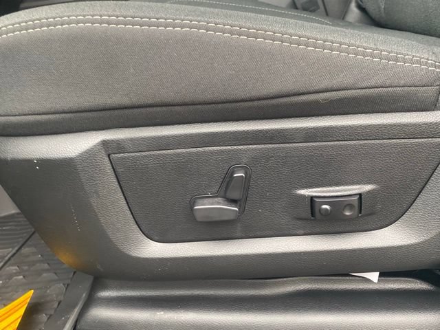 New 2026 RAM 2500 Big Horn AWD/4WD image 16