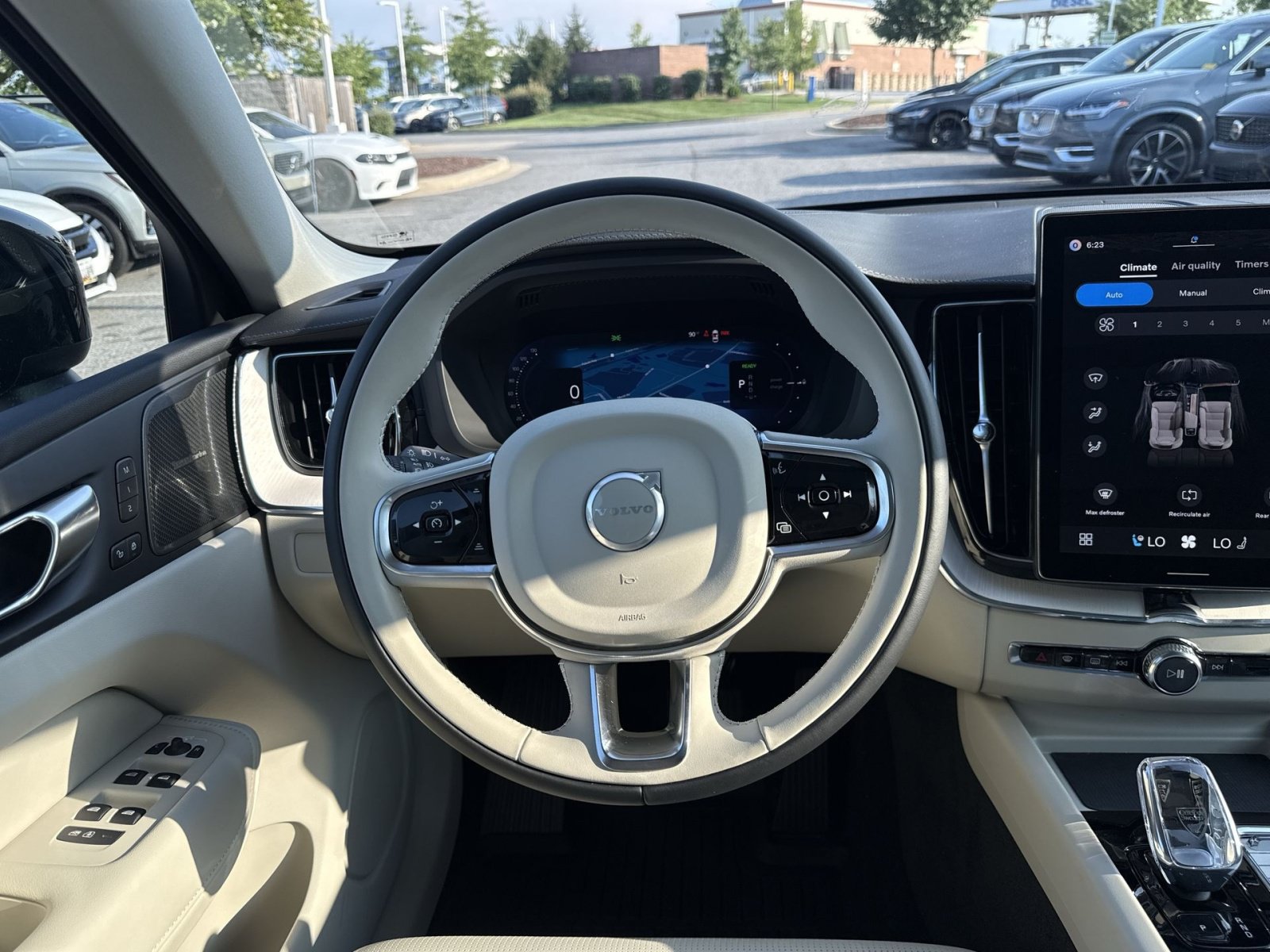 New 2026 Volvo XC60 T8 Ultra w/ Protection Package Premier AWD/4WD image 16