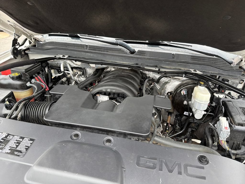 Used 2018 GMC Yukon Denali w/ Open Road Package RWD image 16