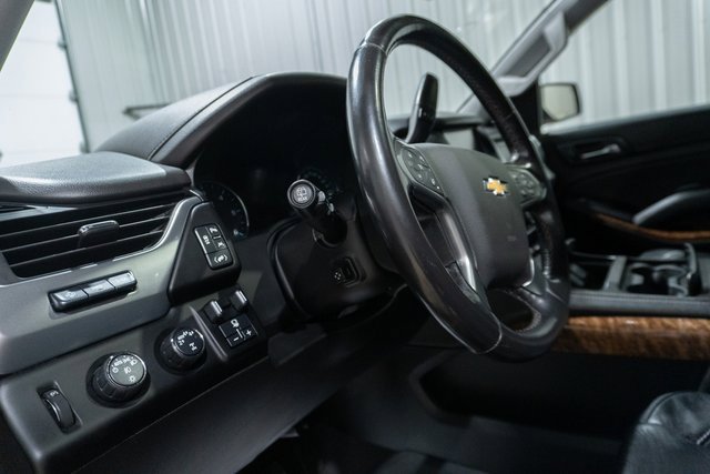 Used 2020 Chevrolet Suburban Premier image 26