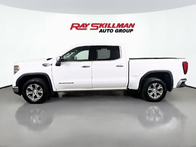 Used 2025 GMC Sierra 1500 SLT AWD/4WD image 4