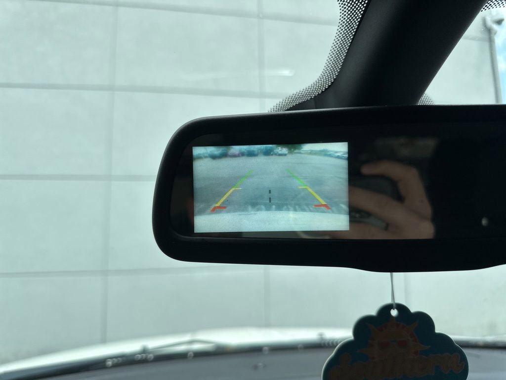 Used 2018 Dodge Journey SE w/ Connectivity Group FWD image 8