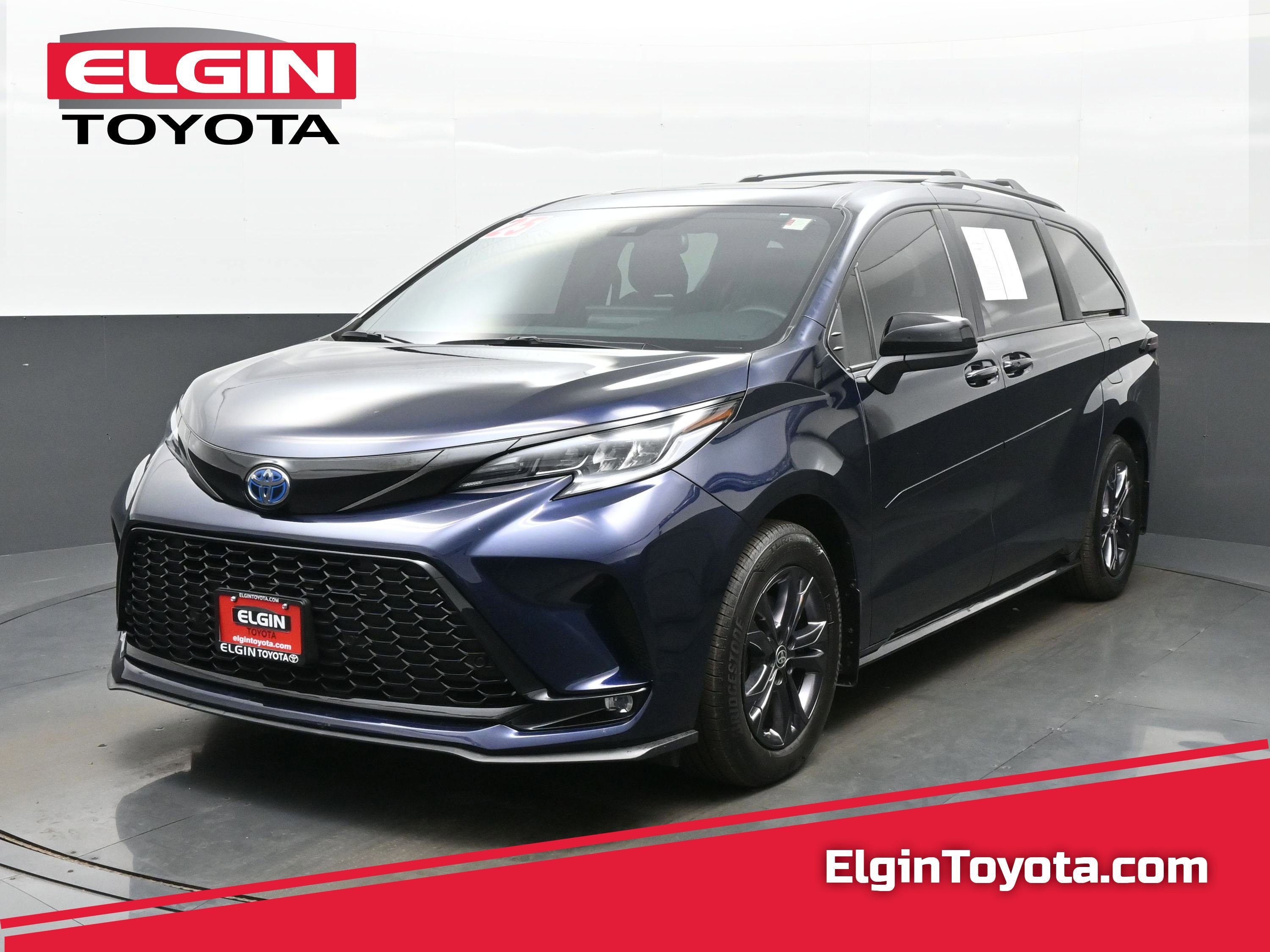Used 2025 Toyota Sienna XSE w/ XSE Plus Package