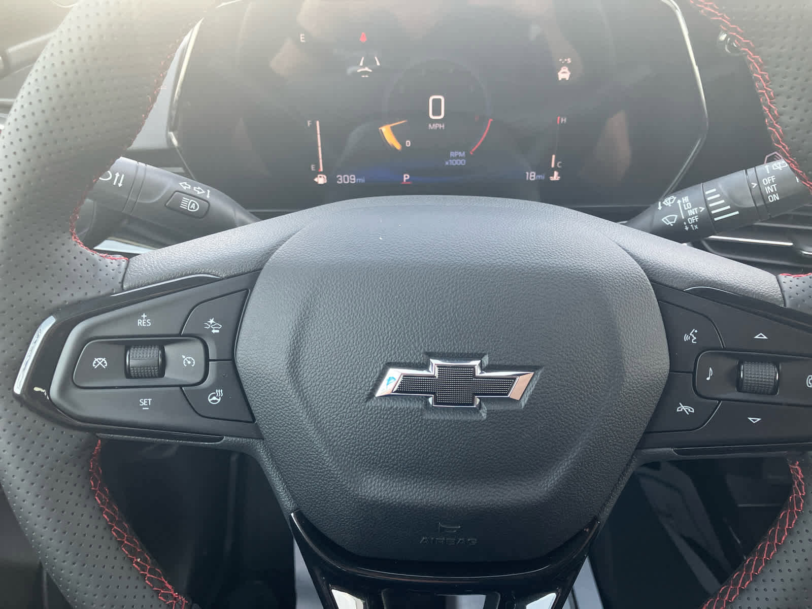 New 2026 Chevrolet Trax RS w/ Driver Confidence Package image 15