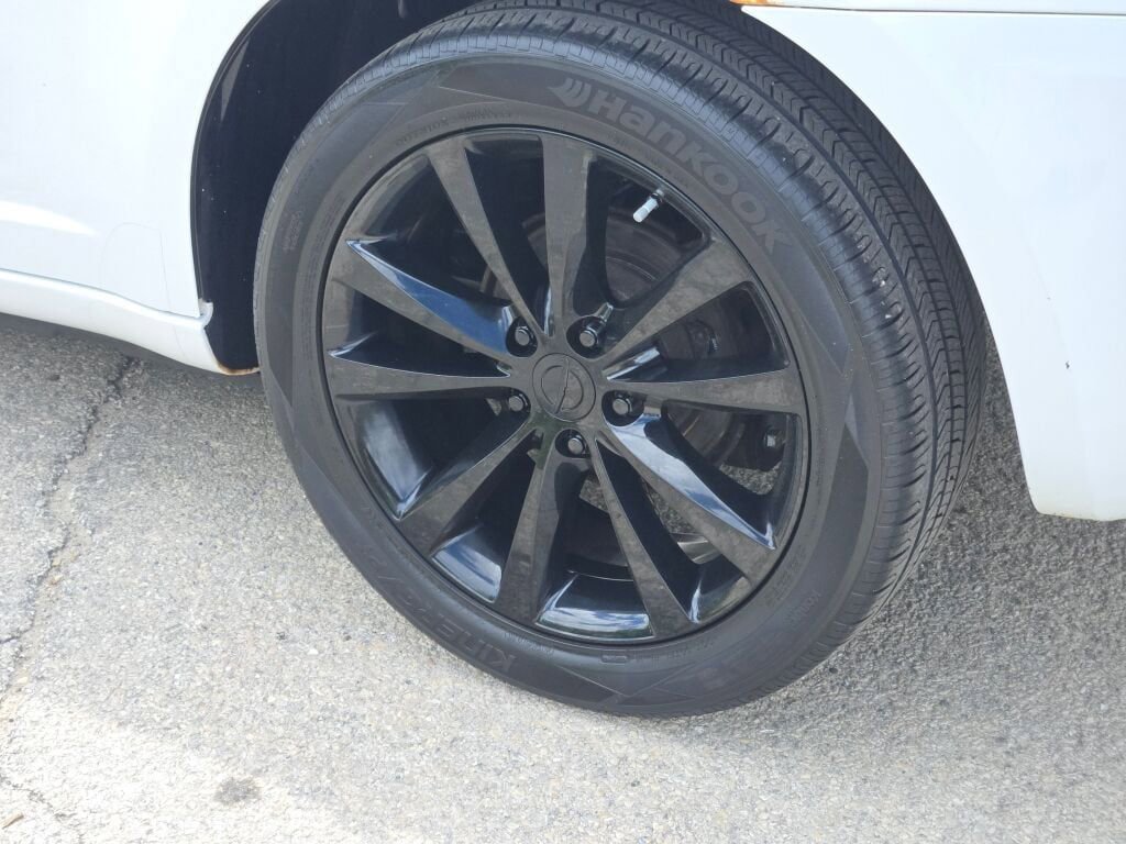 Used 2013 Chrysler 200 Limited w/ Sun/Sound Group FWD image 14