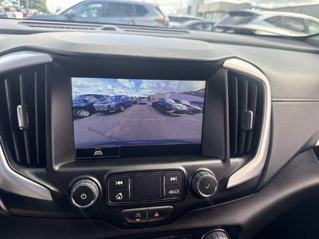 Used 2024 GMC Terrain SLT AWD/4WD image 26