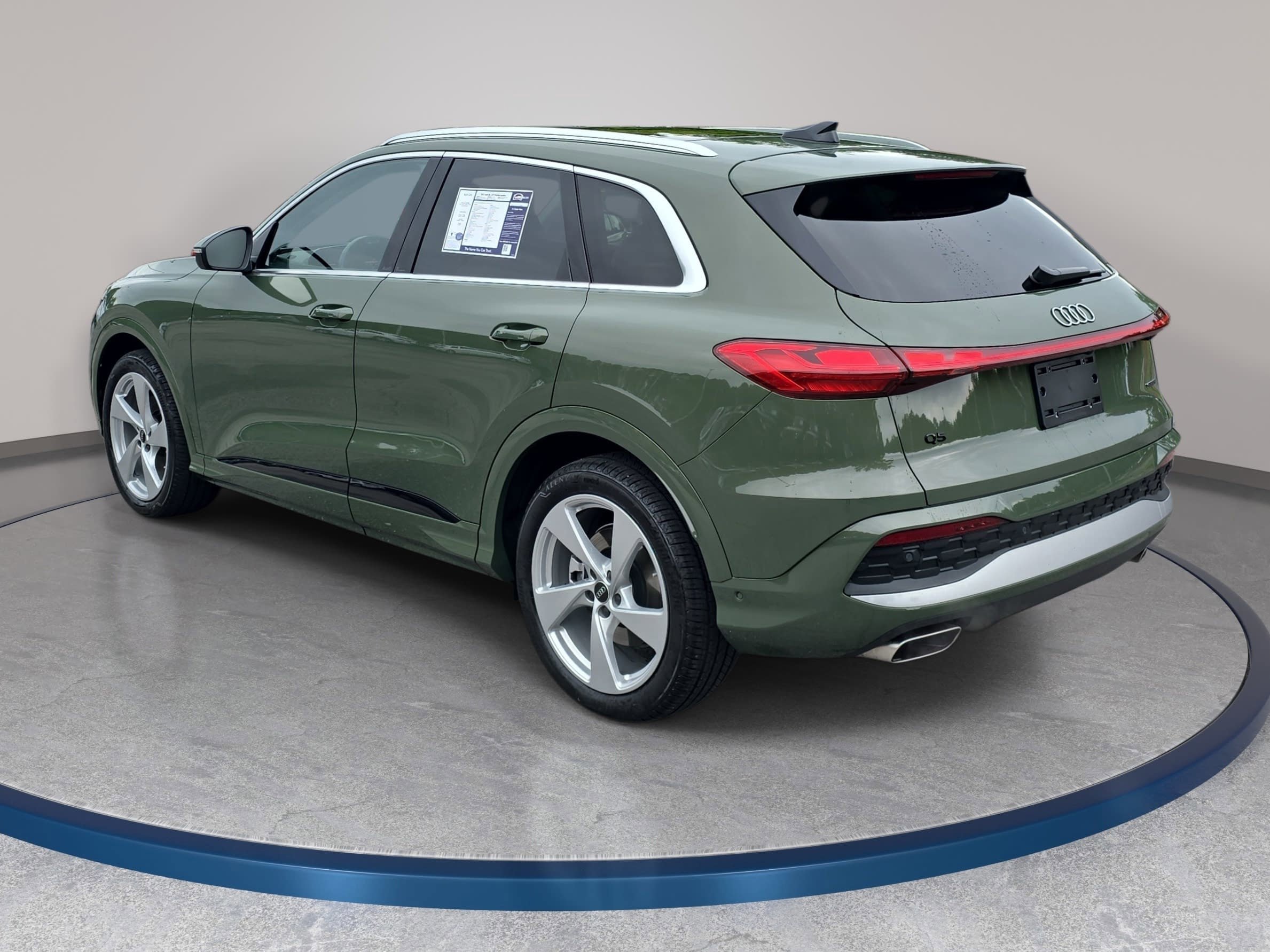 Certified 2025 Audi Q5 Prestige AWD/4WD image 7