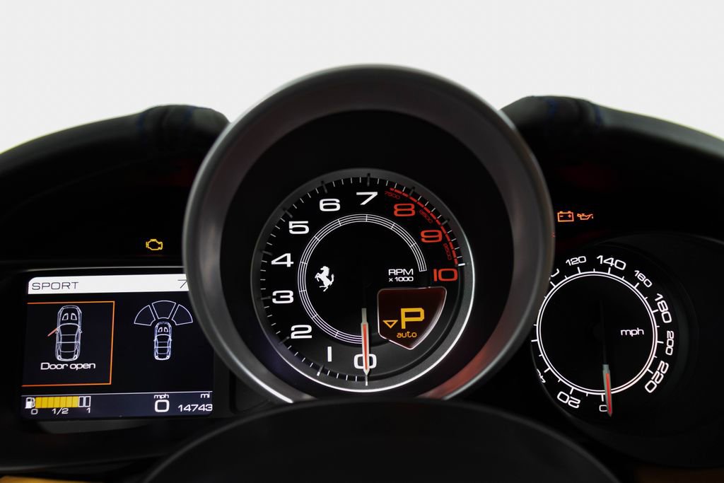 Certified 2017 Ferrari California T image 40