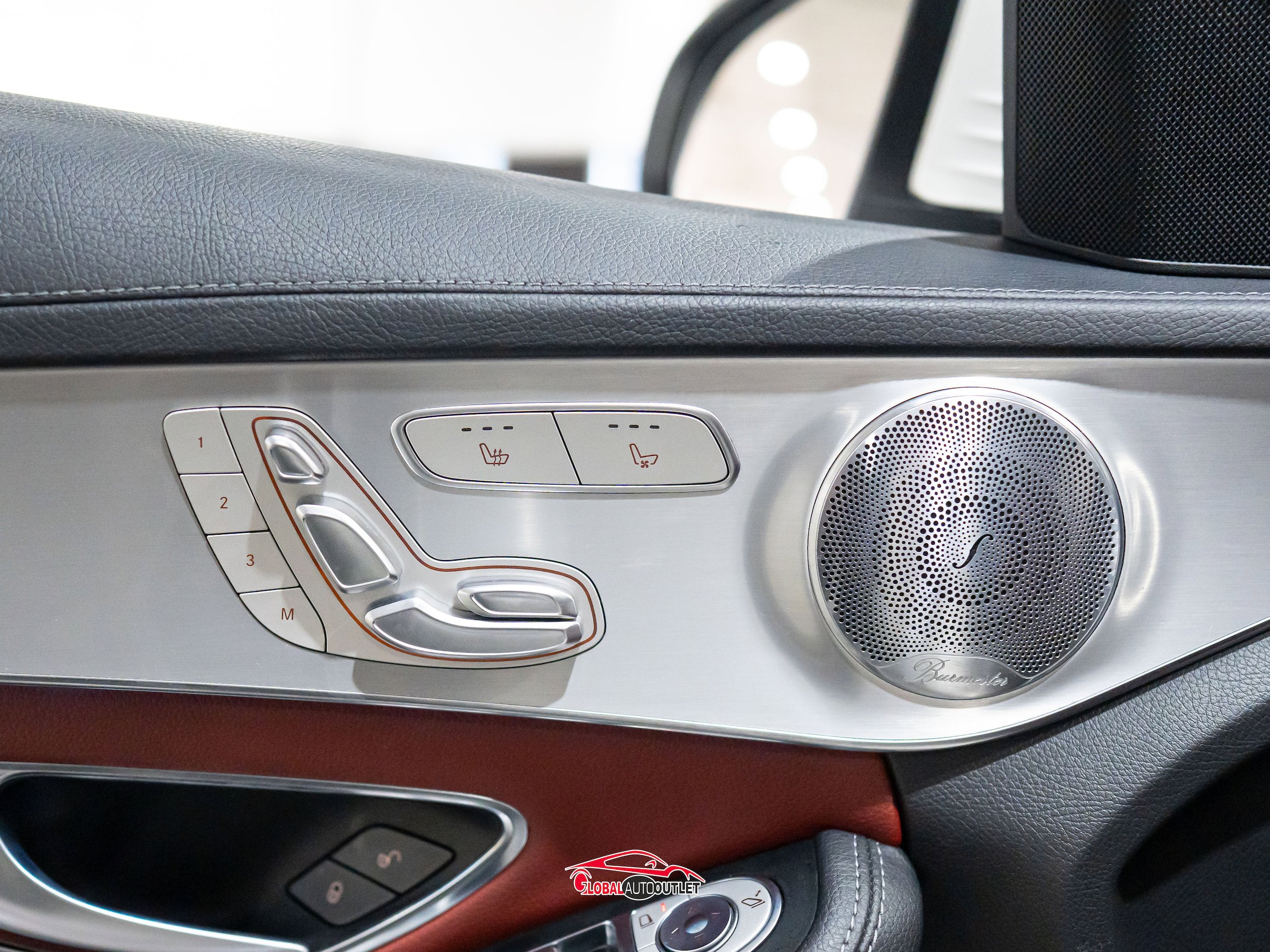 Used 2016 Mercedes-Benz C 300 Sedan image 40