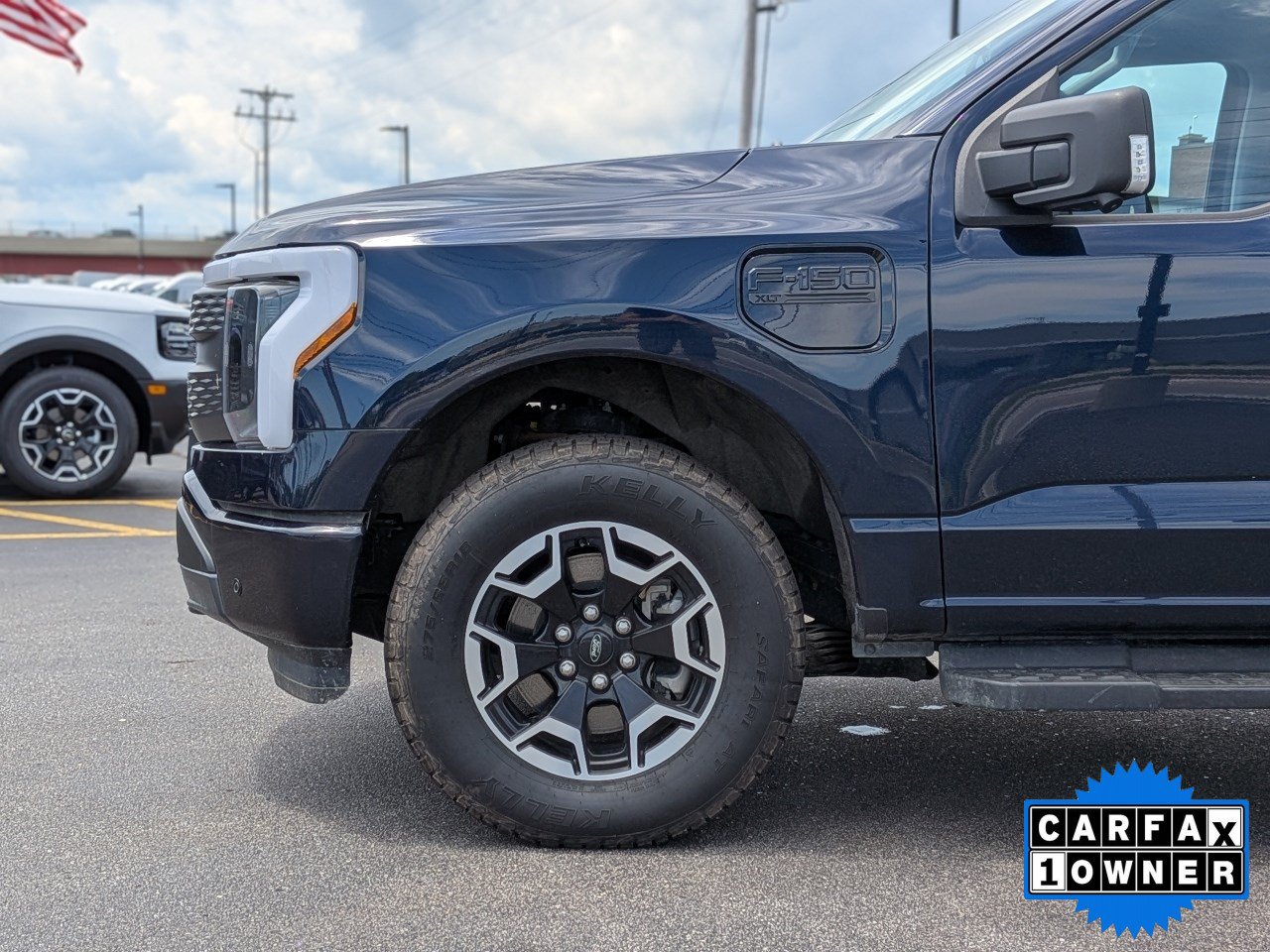 Used 2023 Ford F150 Lightning XLT AWD/4WD image 8
