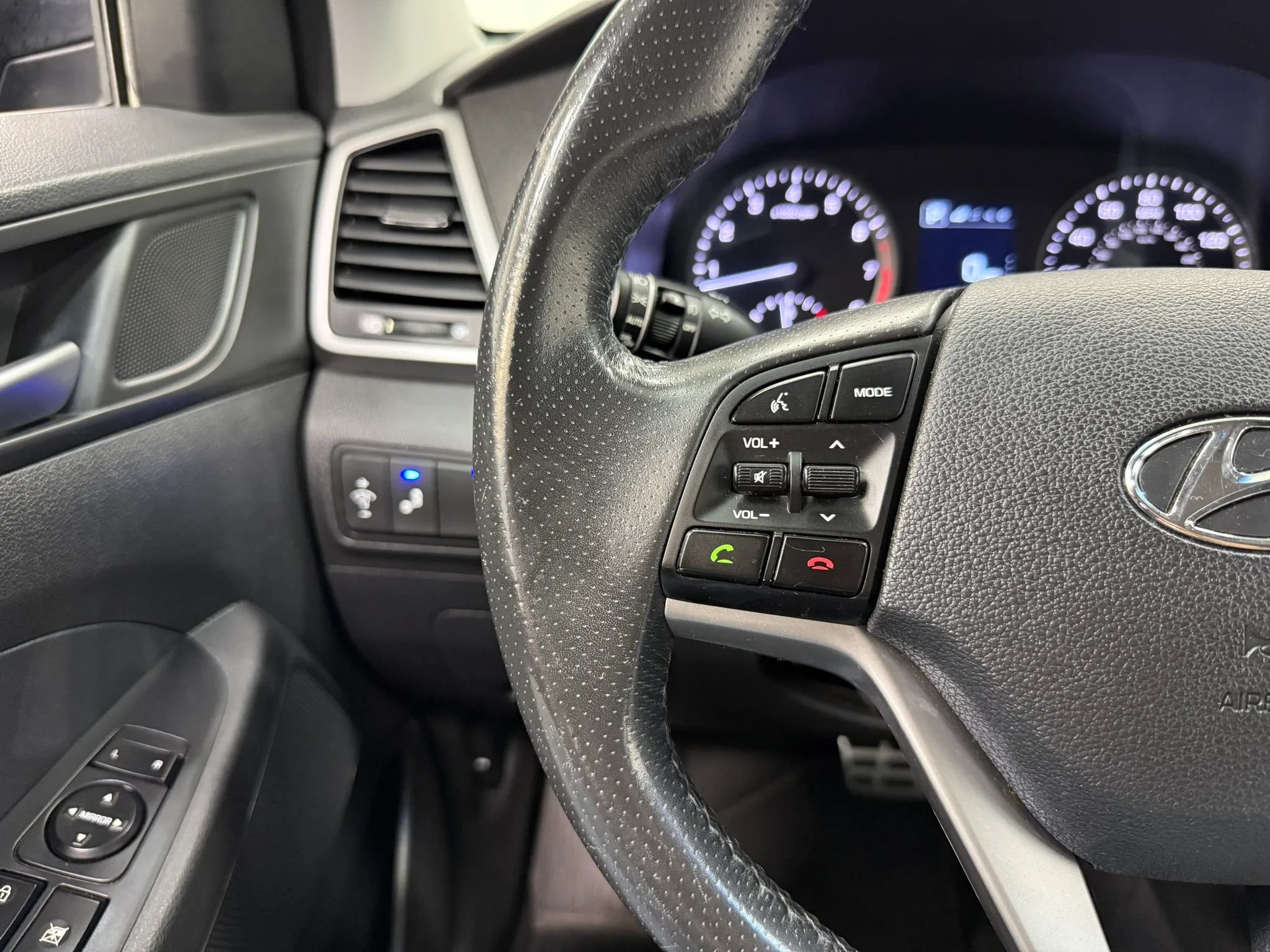 Used 2017 Hyundai Tucson Night FWD image 27