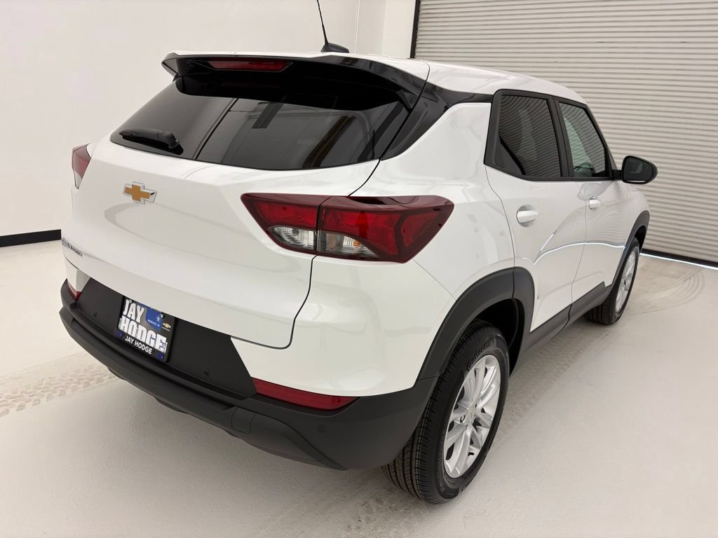 New 2026 Chevrolet TrailBlazer LS w/ LS Convenience Package FWD image 17