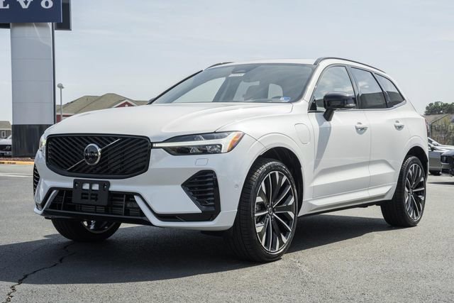 New 2026 Volvo XC60 T8 Ultra w/ Protection Package Premier image 3