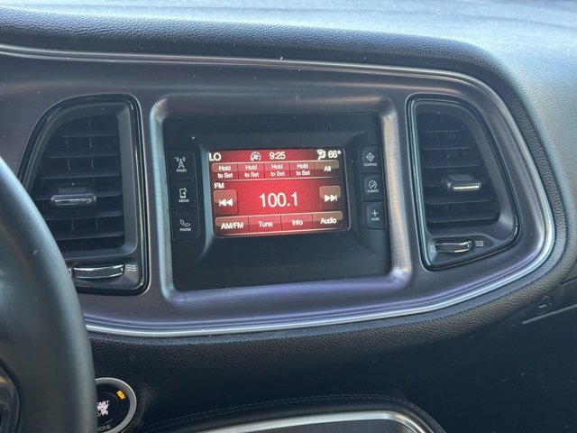 Used 2016 Dodge Challenger SXT w/ Driver Convenience Group image 23