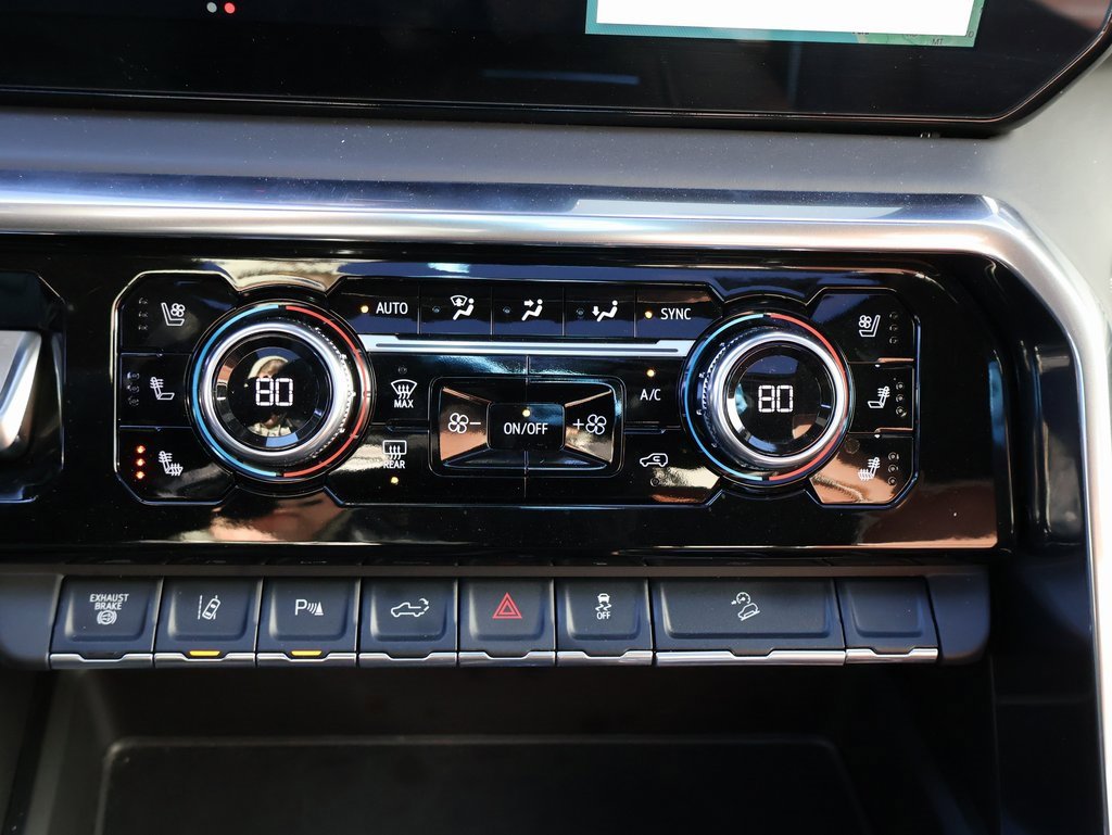 Used 2024 GMC Sierra 2500 Denali Ultimate w/ Max Trailering Package image 39