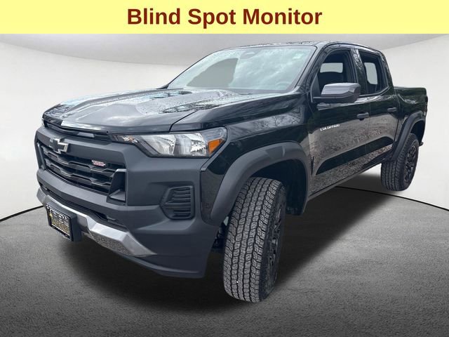 Used 2025 Chevrolet Colorado Trail Boss image 5