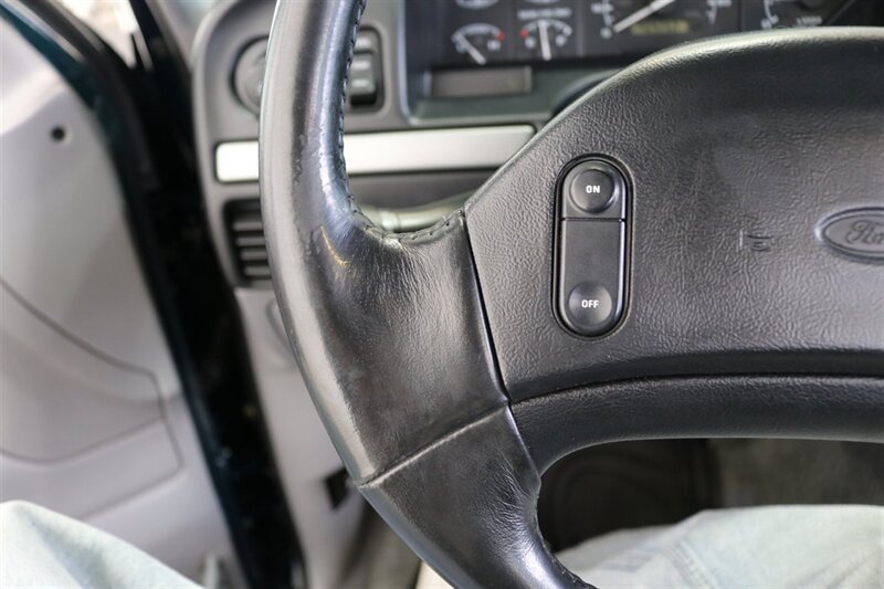 Used 1995 Ford F250 4x4 Regular Cab image 84
