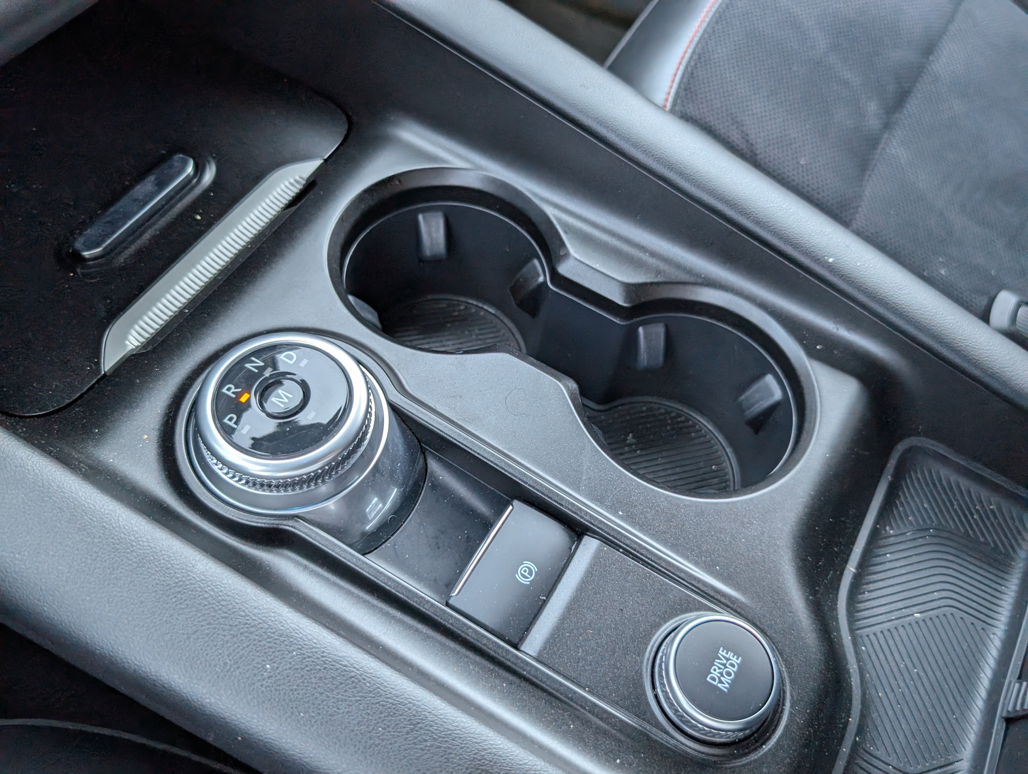 Used 2025 Ford Explorer ST AWD/4WD image 18