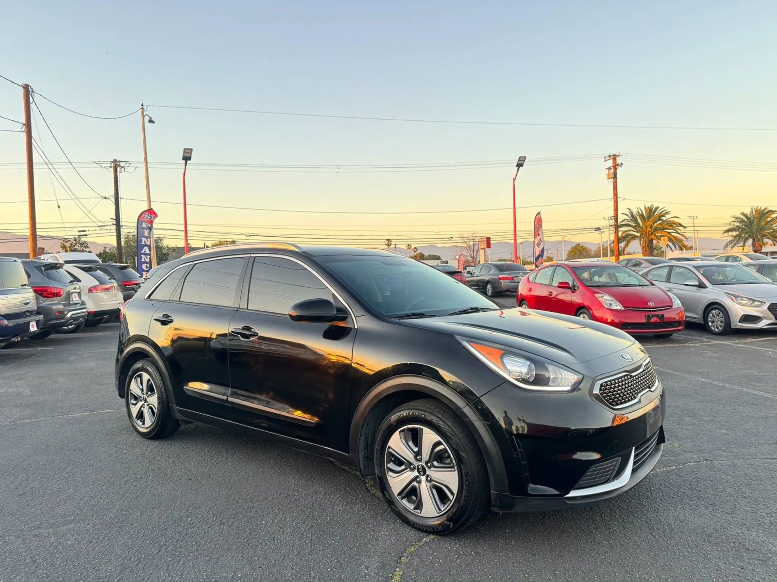 Used 2019 Kia Niro LX image 12