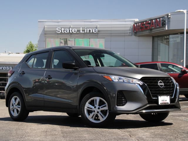 Certified 2025 Nissan Kicks Play S