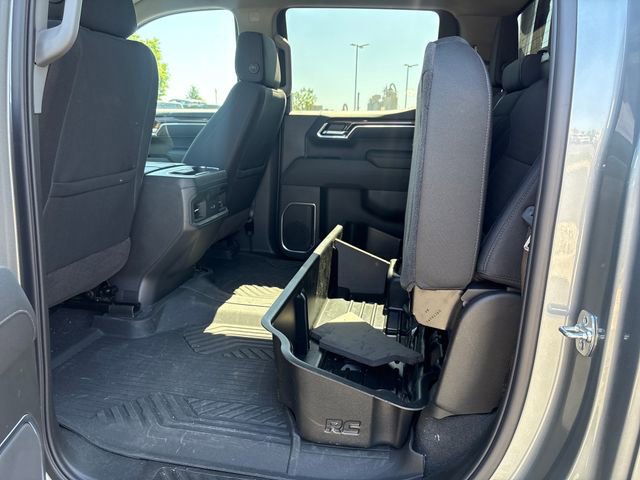 Used 2025 Chevrolet Silverado 1500 LT Trail Boss w/ Dark Appearance Package AWD/4WD image 12