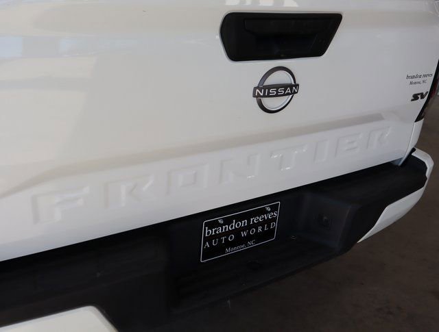 Used 2022 Nissan Frontier SV image 48