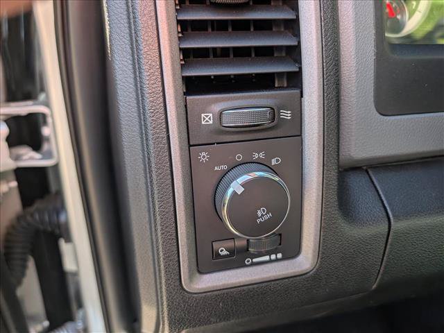 Used 2017 RAM 1500 ST w/ SXT Appearance Group AWD/4WD image 25