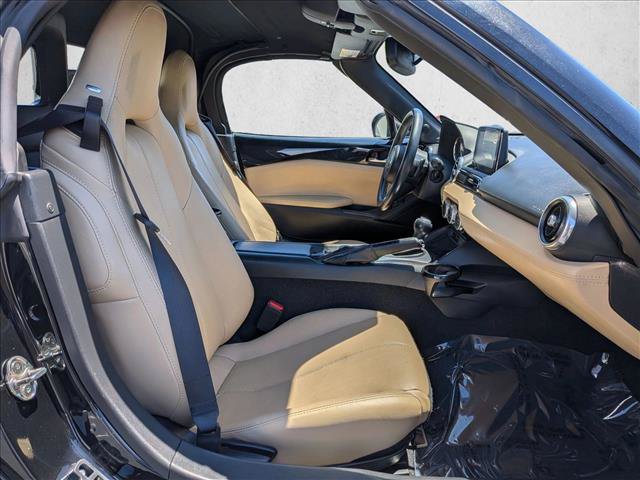 Used 2016 MAZDA MX-5 Miata Grand Touring RWD image 16