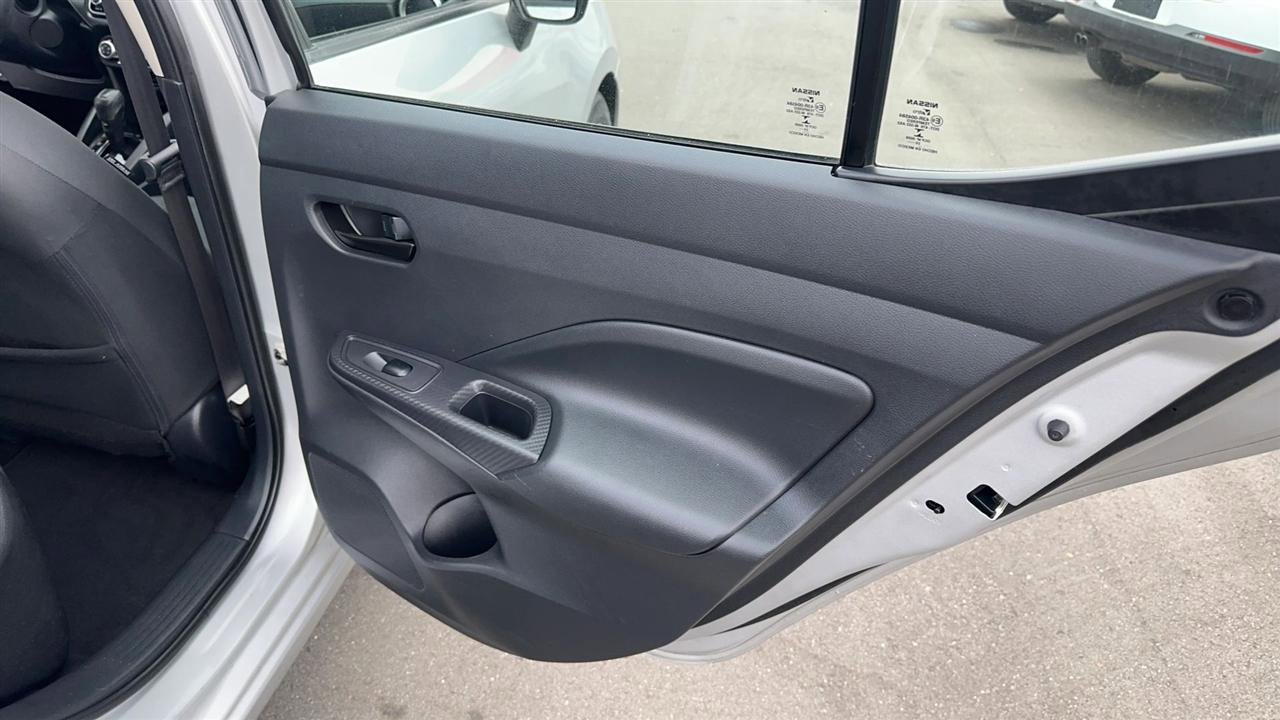 Used 2021 Nissan Versa S image 22