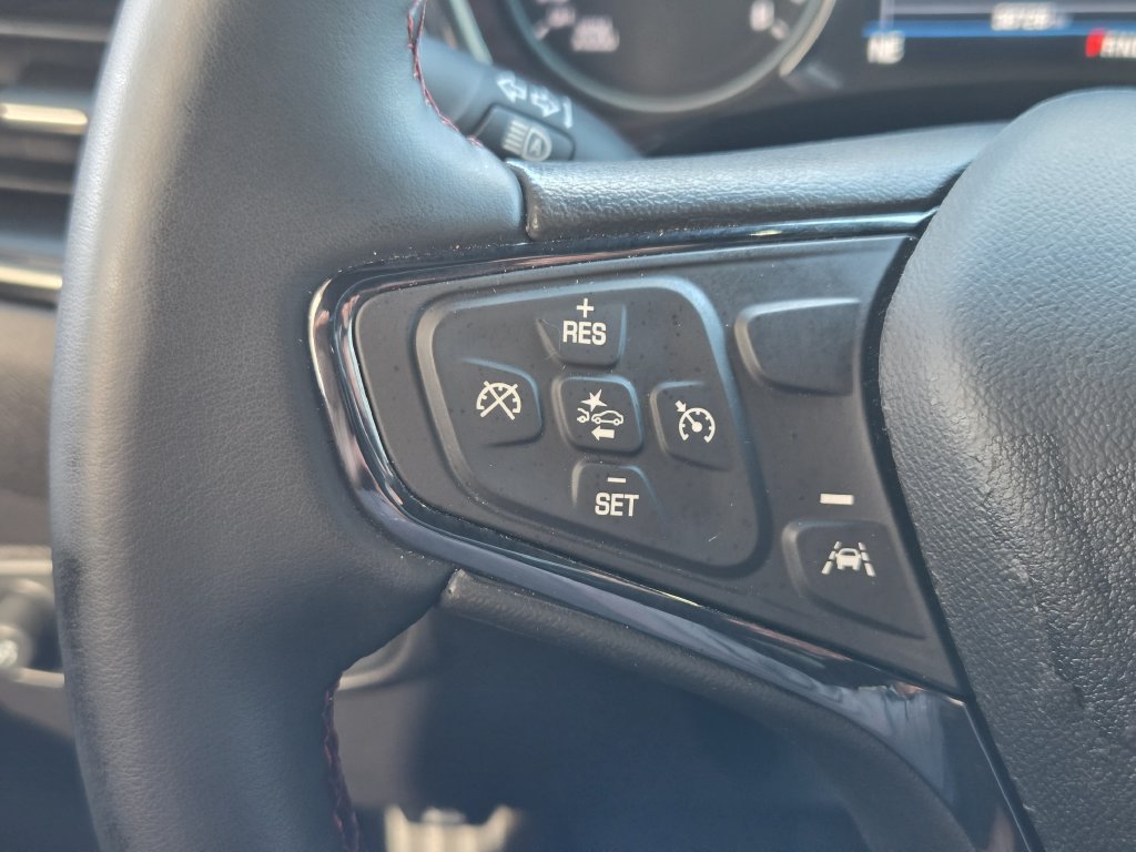 Used 2024 Chevrolet Equinox RS FWD image 28