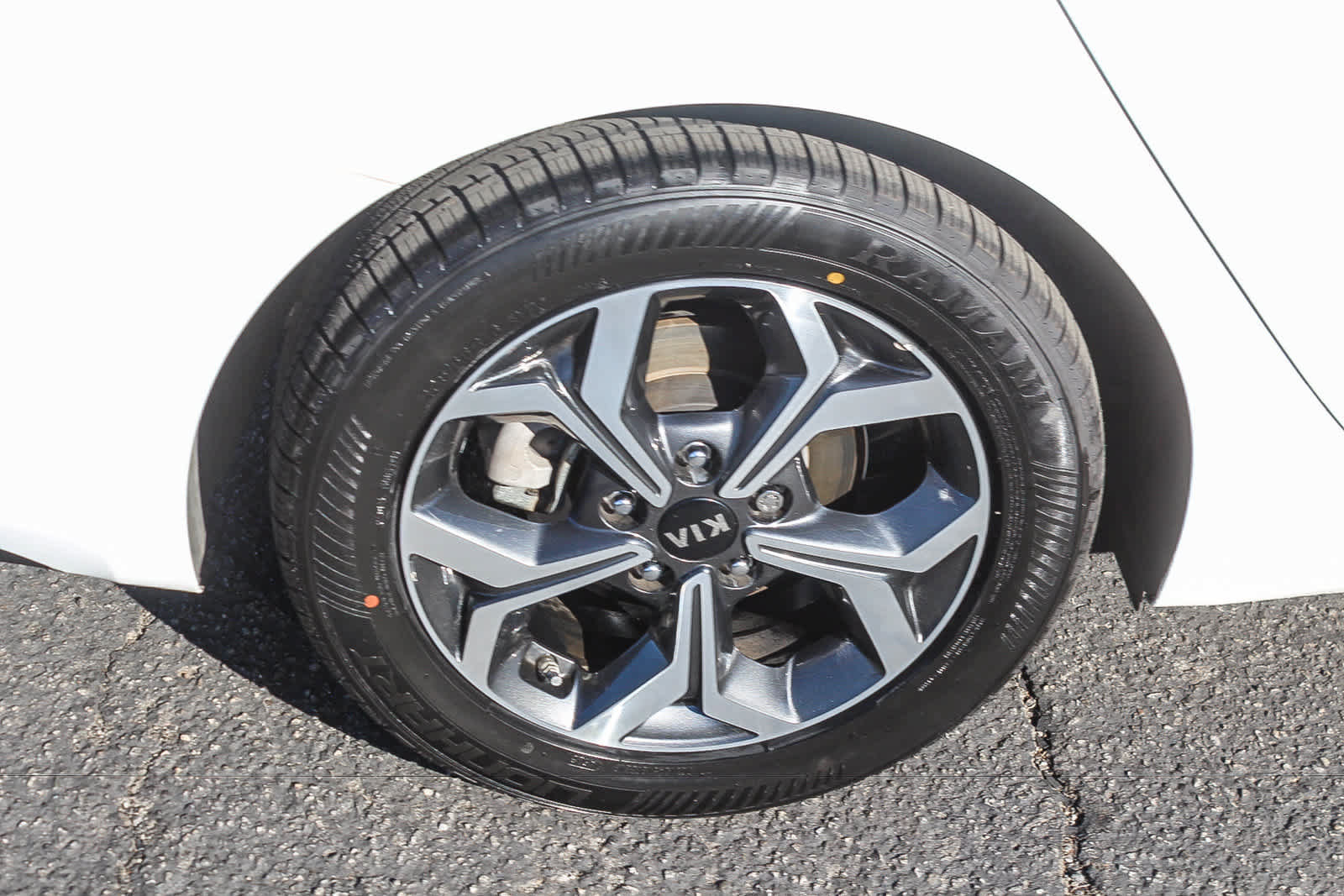 Used 2020 Kia Forte LXS FWD image 11