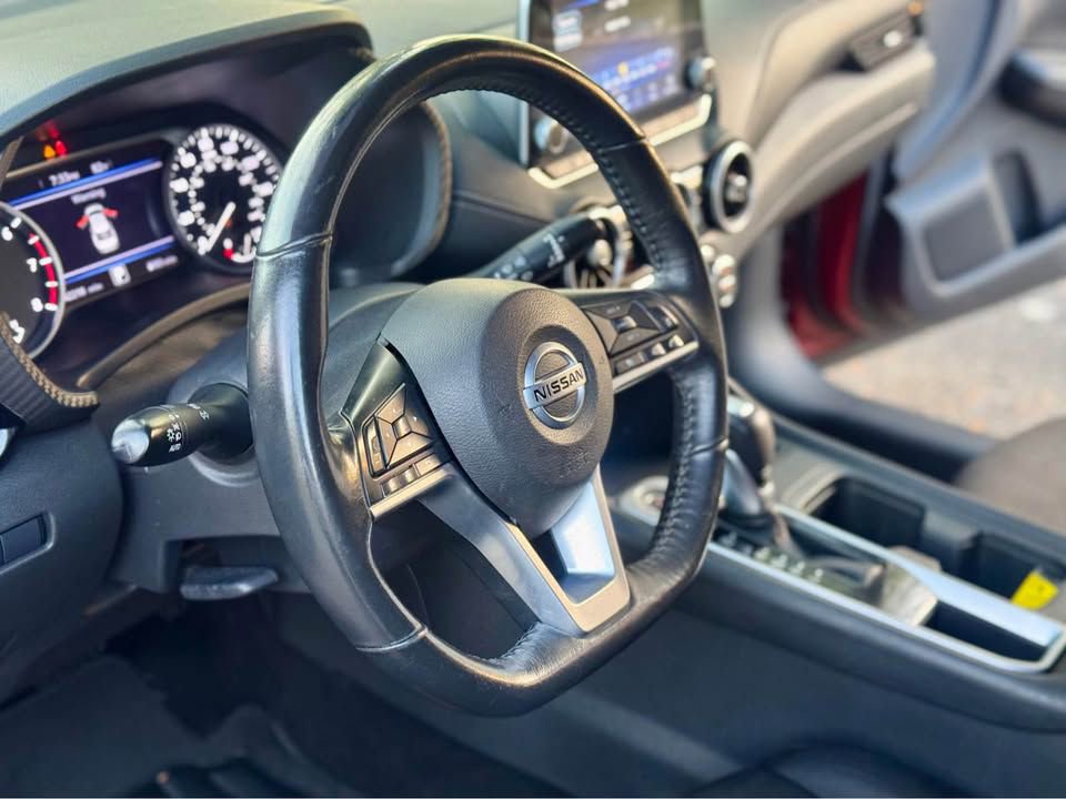 Used 2021 Nissan Sentra SV image 13