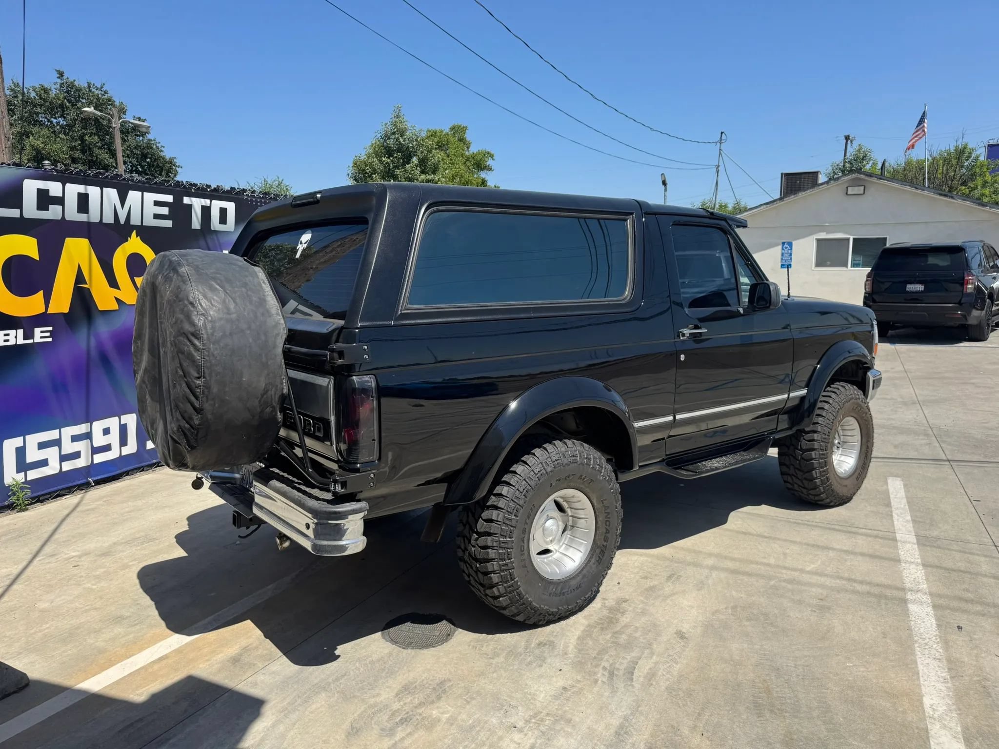 Used 1994 Ford Bronco AWD/4WD image 3
