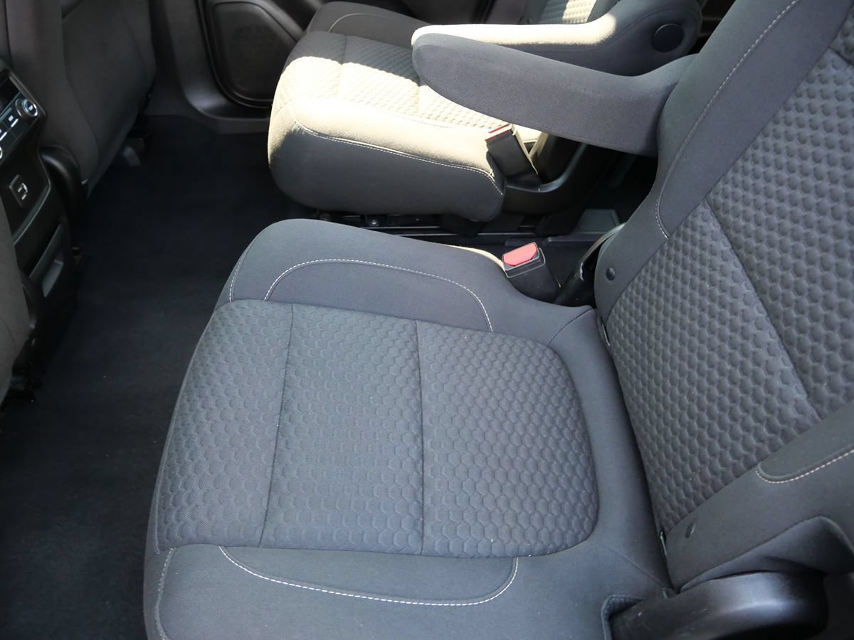 Used 2019 GMC Acadia SLE w/ GMC Pro Grade Package AWD/4WD image 22