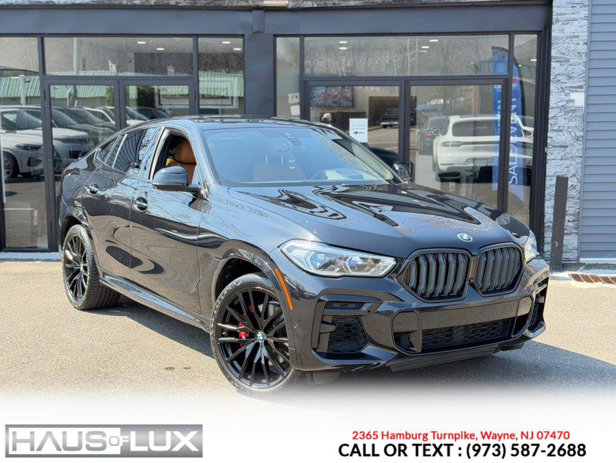 Used 2022 BMW X6 xDrive40i w/ Executive Package AWD/4WD image 2