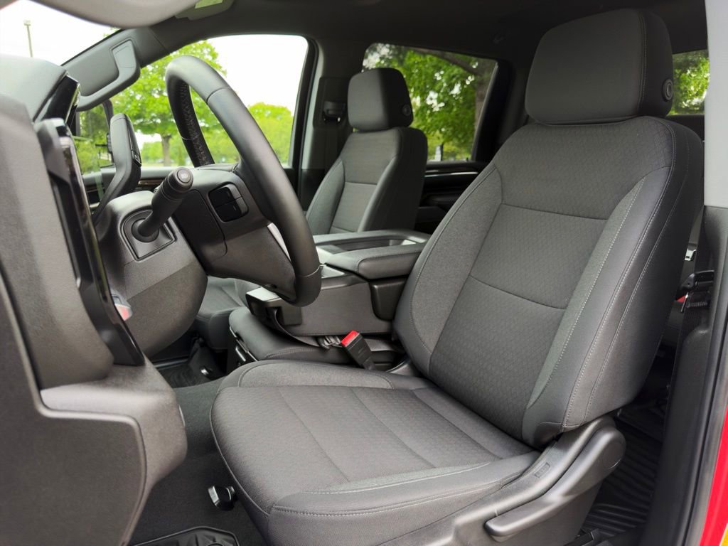 Used 2025 GMC Sierra 2500 SLE AWD/4WD image 13