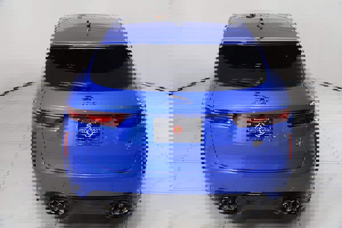 Used 2024 Jaguar F-PACE SVR image 92