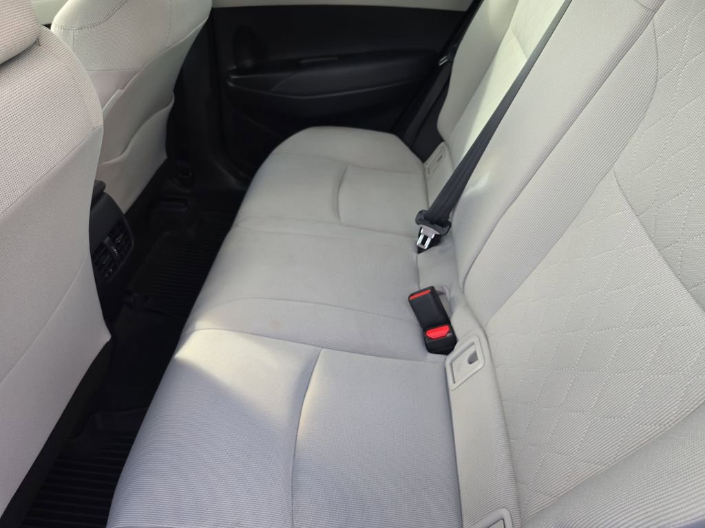 Used 2022 Toyota Corolla Cross L image 10